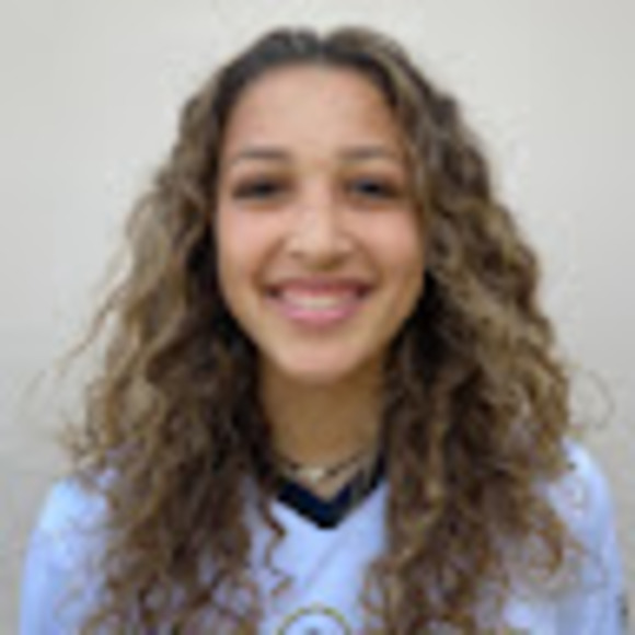 Meet your Posher, Cristina - Picture 1 of 1